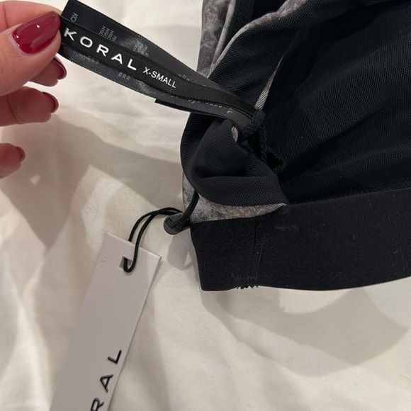 KORAL SPORTS BRA - Picture 3 of 3